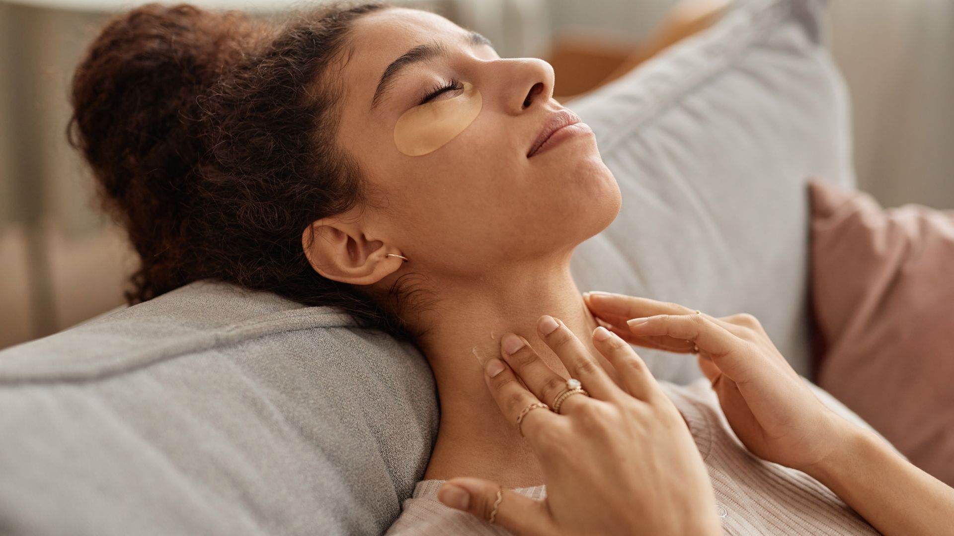 Untitled design 10 1 5 Effective Treatments for Whiplash
