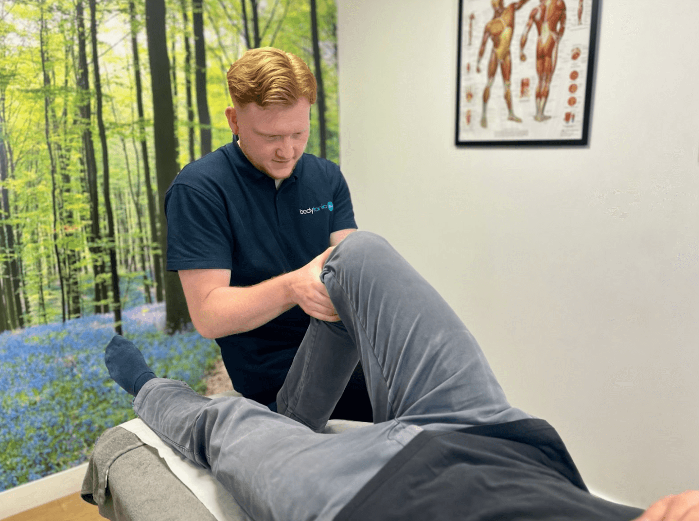 Patient receiving physiotherapy treatment at Bodytonic Clinic in London, Canada Water SE16 and Stratford E15 E20