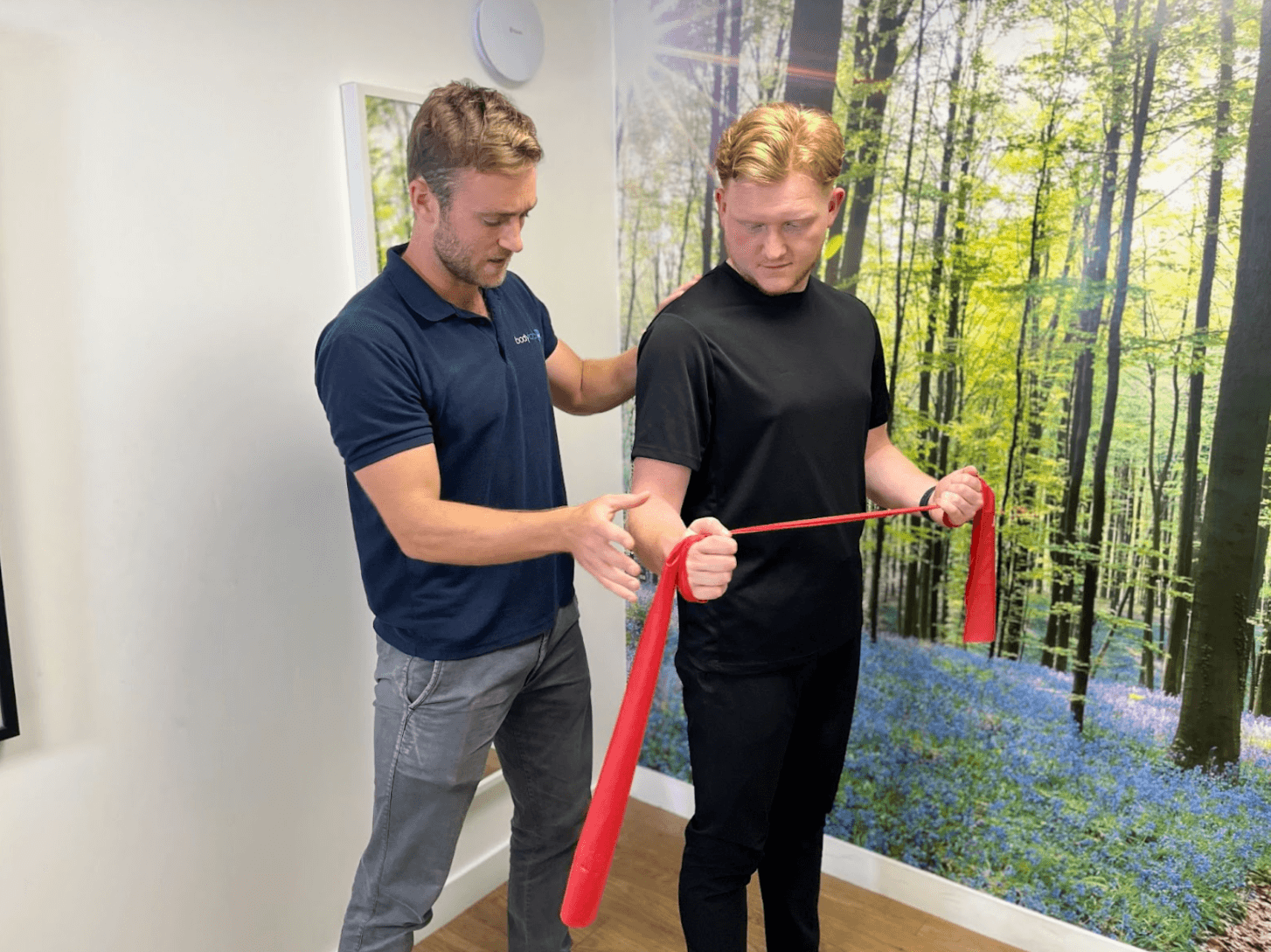 Patient receiving physiotherapy treatment at Bodytonic Clinic in London, Canada Water SE16 and Stratford E15 E20